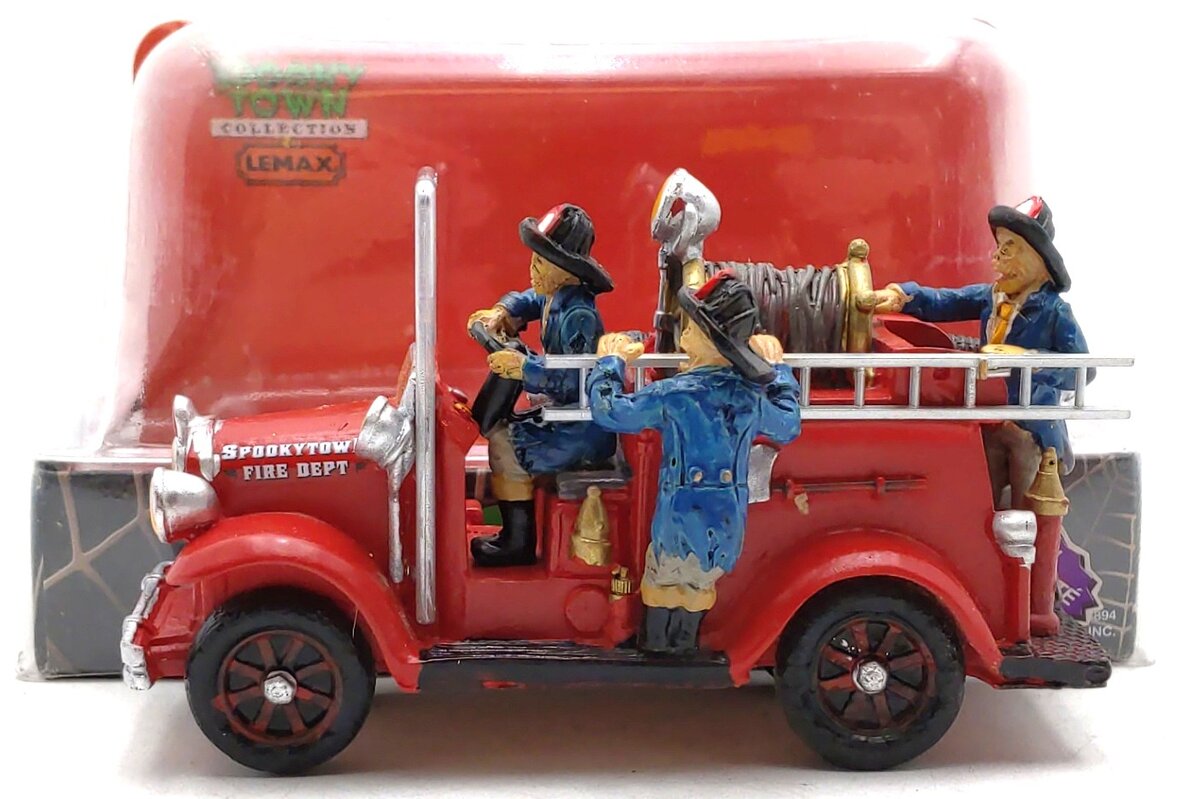 Lemax Spooky Town Ghostly Firefighters EX/Box