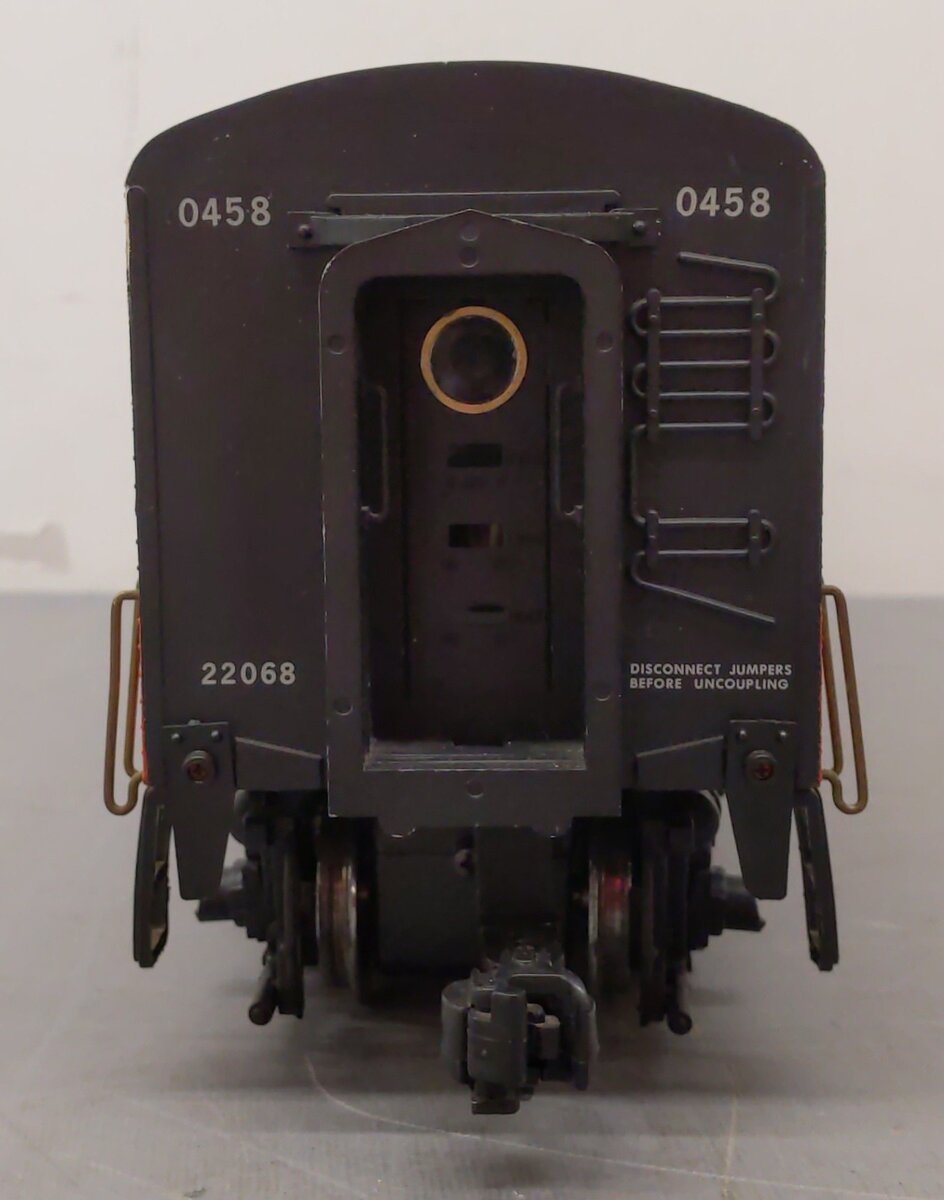 Aristo-Craft 22318 G Scale New Haven B-Unit Diesel Locomotive #0458 VG