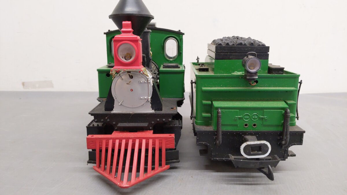 LGB 2017D G Gauge Green 0-4-0 Steam Locomotive with Motorized Tender VG/Box