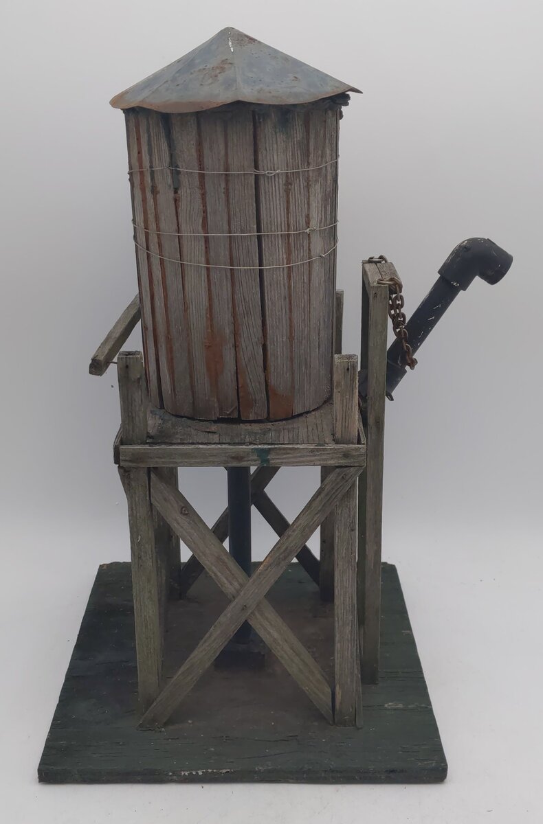 G Scale Wooden Water Tower