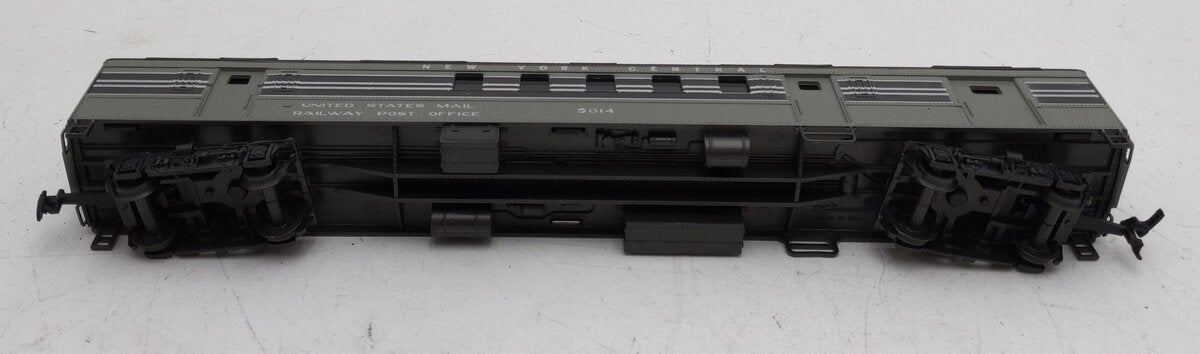 AHM HO 6403-CE New York Central USPS Coach Car #5014 LN/Box