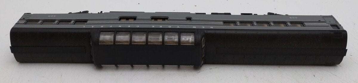 AHM HO 6505-18 New York Central 85' Vistadome Coach #405 EX/Box