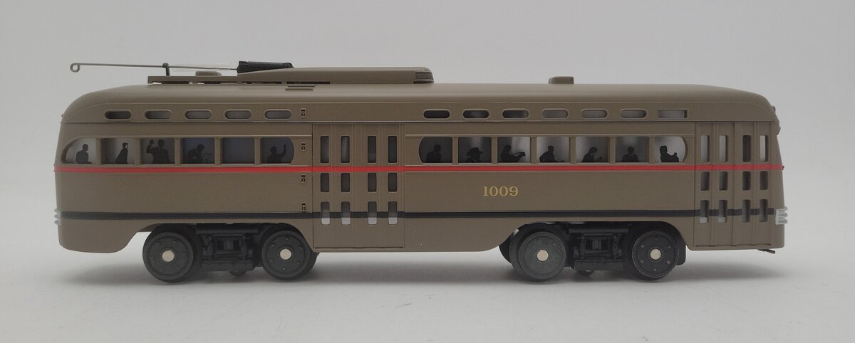 MTH 30-2570-1 Brooklyn PCC Electric Street Car w/Proto-Sound 2.0 #1009 LN/Box
