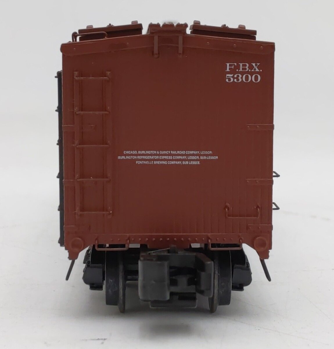 S-Helper 00485 S Gauge Robin Hood Beer Reefer Car #5300 LN/Box