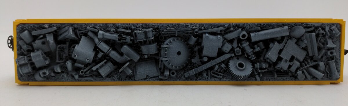 MTH 30-7255 O Gauge MTA Gondola Car with Junk Load LN/Box