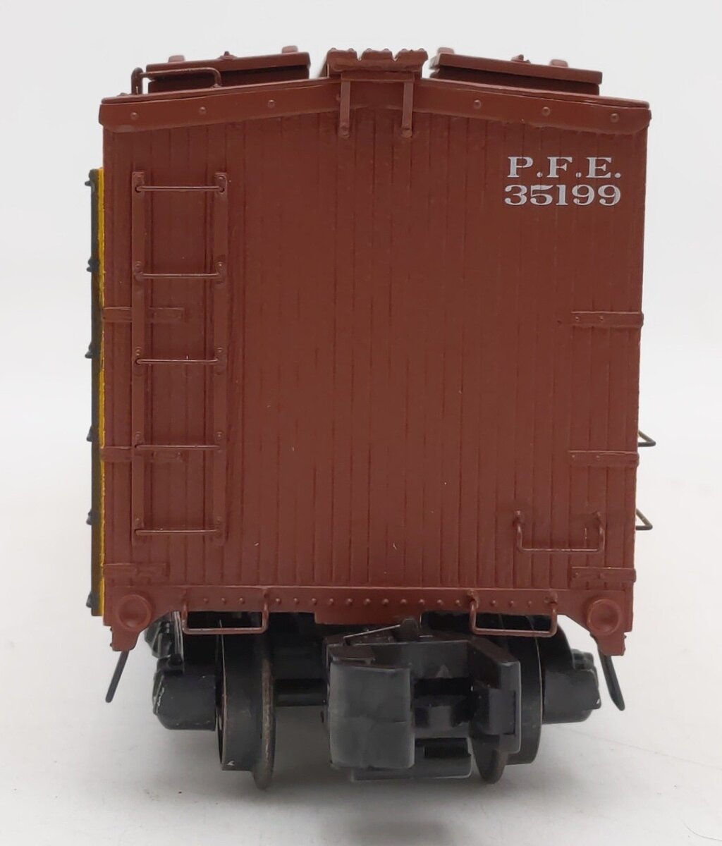 S-Helper 00498 S Gauge Pacific Fruit Express Reefer Car #35199 LN/Box