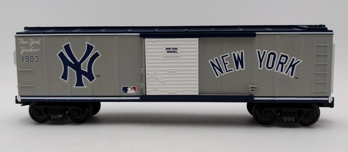 MTH 30-74179 O Scale New York Yankees Boxcar LN/Box