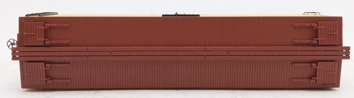 S-Helper 01277 S Gauge Milwaukee Road URTC 40' Wooden Billboard Reefer LN/Box