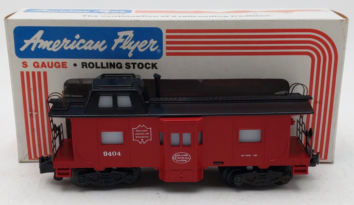American Flyer 4-9404 S Scale New York Central Bay Window Caboose EX/Box