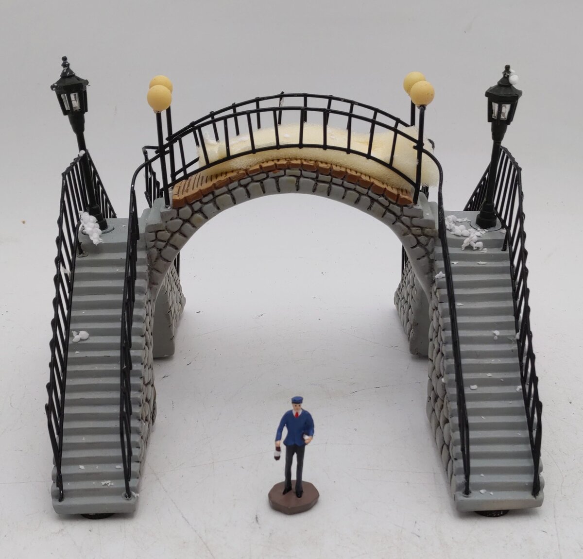 Bachmann Hawthorne Village HO Pedestrian Crossing LN