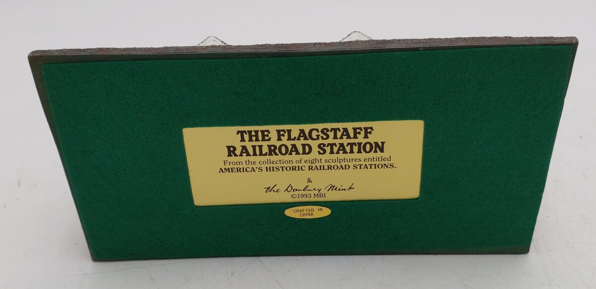 Danbury Mint HO Flagstaff Arizona Railroad Station NIB