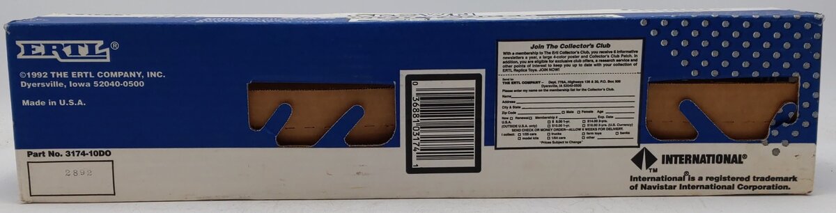 ERTL 3174DO 1:32 Crown Central Petroleum Cab w/ Tanker LN/Box