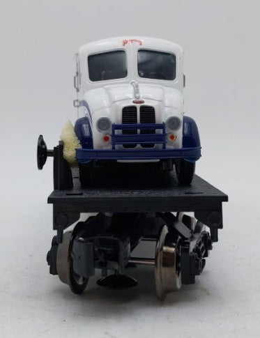 TCA O Union Pacific Flat Car w/ Diecast Broguiere's Dairy Divco Milk Vans #2021 LN