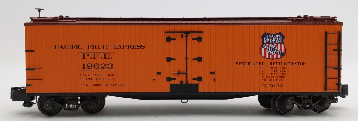 S-Helper 00566 S Gauge Pacific Fruit Express Reefer Car #19623 EX/Box