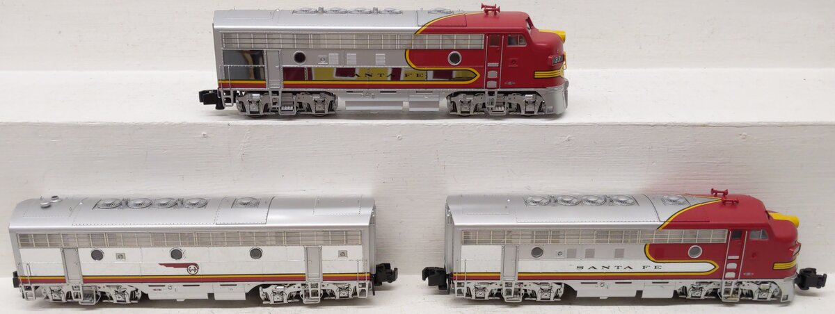 S-Helper 00900 S Gauge ATSF F7ABA AC/DC Diesel Locomotive Set #37/37C EX/Box