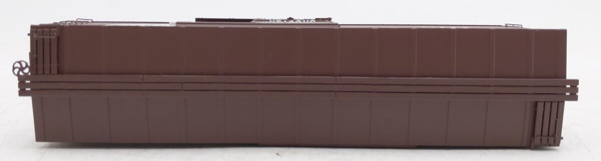 S-Helper Service 01570 Ivory & Mahoning Valley Railway Box Car #105 LN/Box
