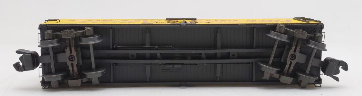 The Showcase Line 00583 S Old Dutch Cleanser Box Car #8945 LN/Box