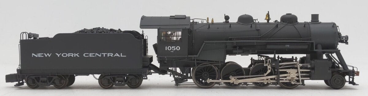S-Helper Service 01062 S Gauge NYC 2-8-0 AC/DC Steam Locomotive And Tender #1050 EX/Box