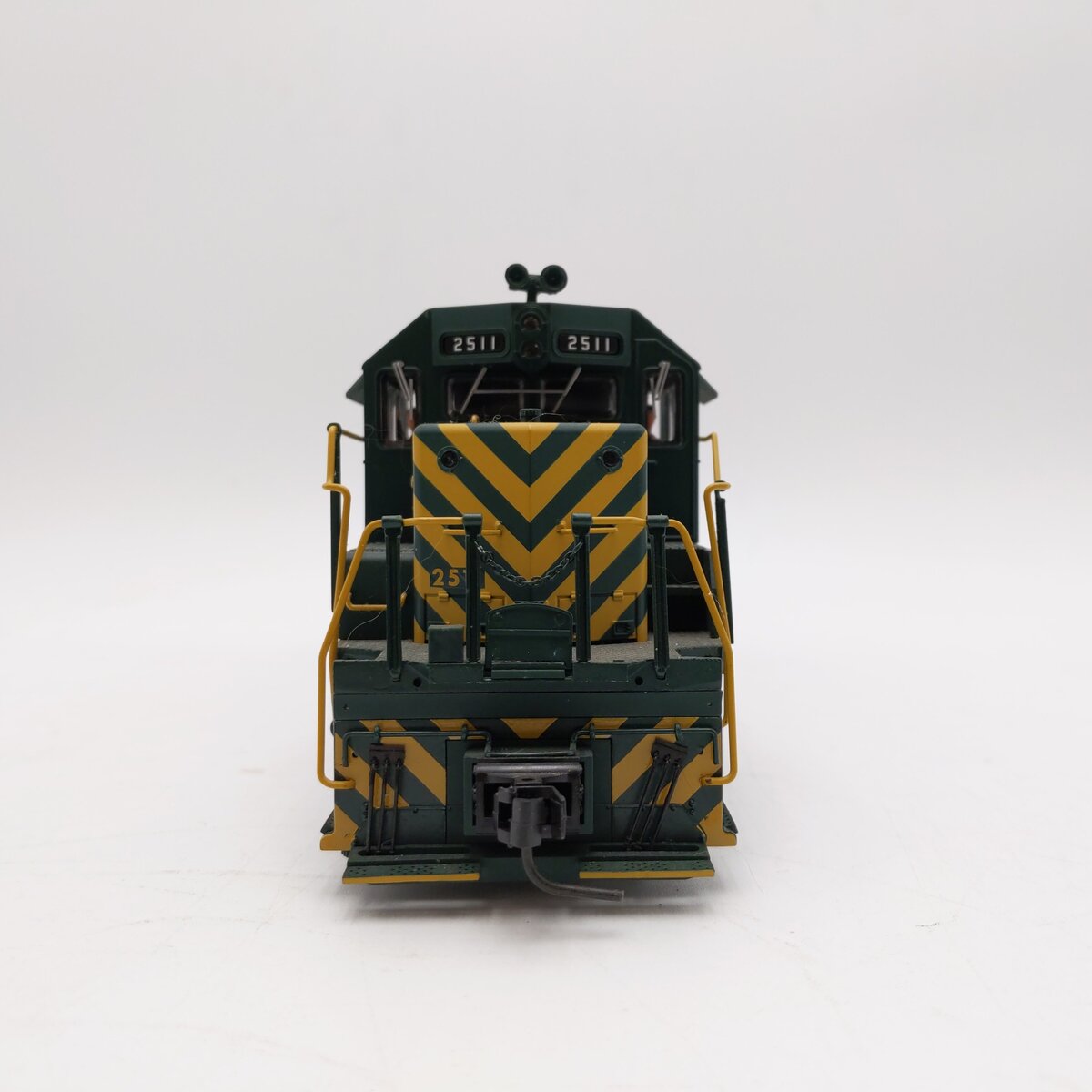 Atlas 6805-2 O Jersey Central SD-35 Diesel Locomotive #2511 - 2-Rail EX