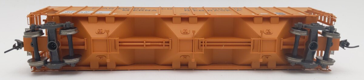 Walthers 932-41213 HO Scale EEC Evans 4780 3-Bay Covered Hopper Car #60102 EX/Box