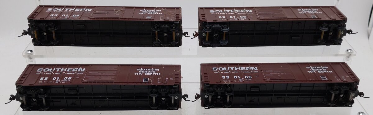 Roundhouse 1904 HO Scale Southern Railway Boxcars #550106 [4] VG