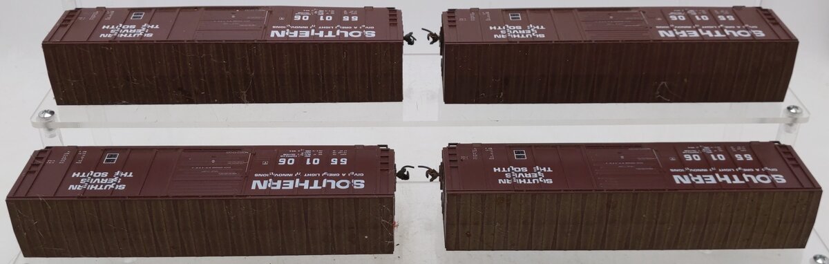 Roundhouse 1904 HO Scale Southern Railway Boxcars #550106 [4] VG