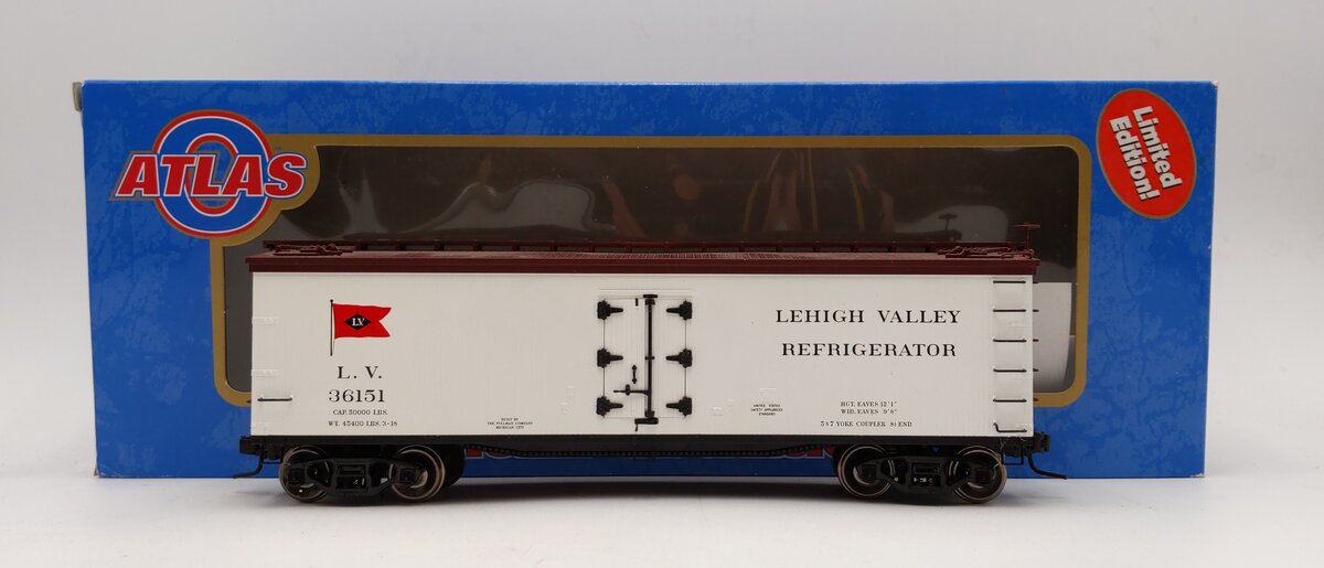 Atlas 9113-2 O Scale Lehigh Valley 40' Woodside Reefer Car #36151 (2-Rail)/Box