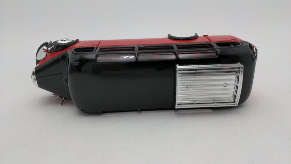 NZG 218 1:40 Scale O3500 Omnibus Red / Black 1949 Mercedes Benz Bus Die Cast EX/Box