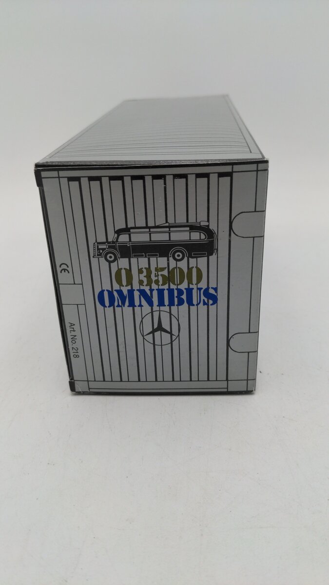 NZG 218 1:40 Scale O3500 Omnibus Red / Black 1949 Mercedes Benz Bus Die Cast EX/Box