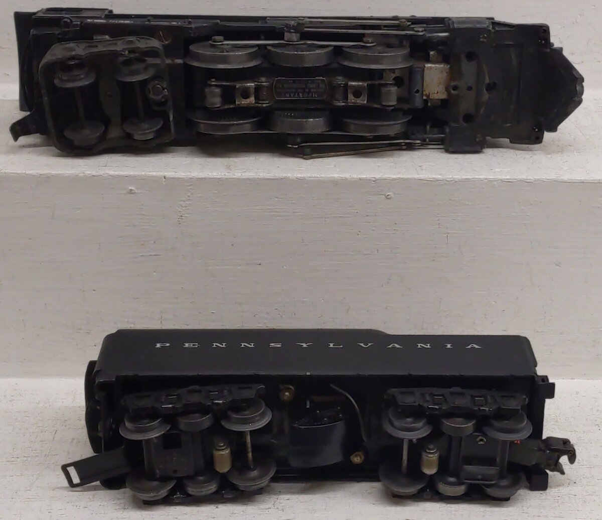 Lionel 2056 Vintage O 4-6-4 Steam Locomotive & 2671W Tender VG
