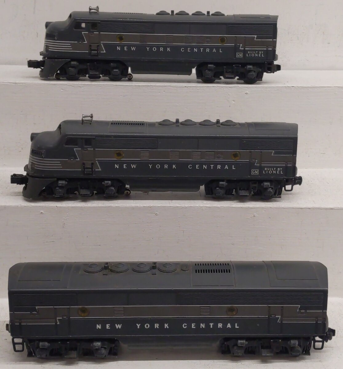 Lionel 2354 Lionel Vintage O NYC F-3 ABA Diesel Locomotive Set VG