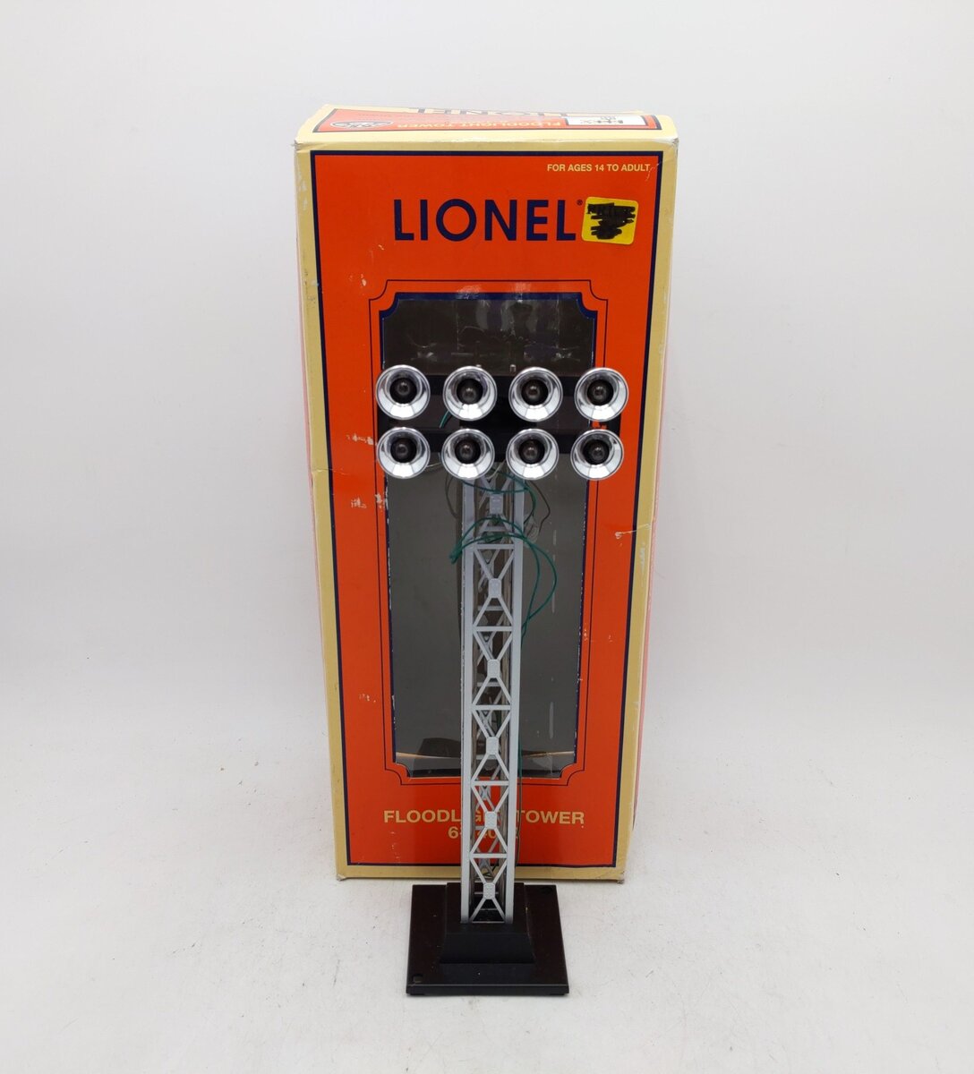 Lionel 6-14092 O Gauge 8-Light Floodlight Tower EX/Box