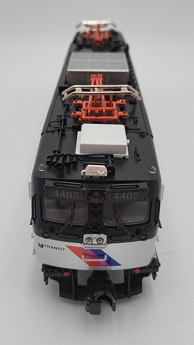 MTH 20-5529-1 O Gauge New Jersey Transit AEM-7 Electric Locomotive w/PS2 #4405 EX