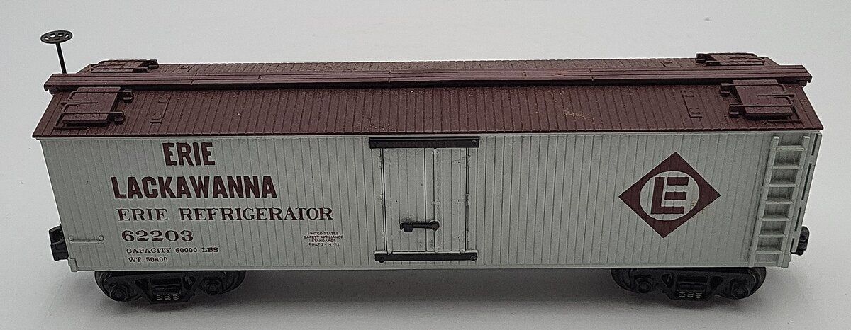MTH 30-8601 O Gauge Erie-Lackawanna Die-Cast Reefer Car EX