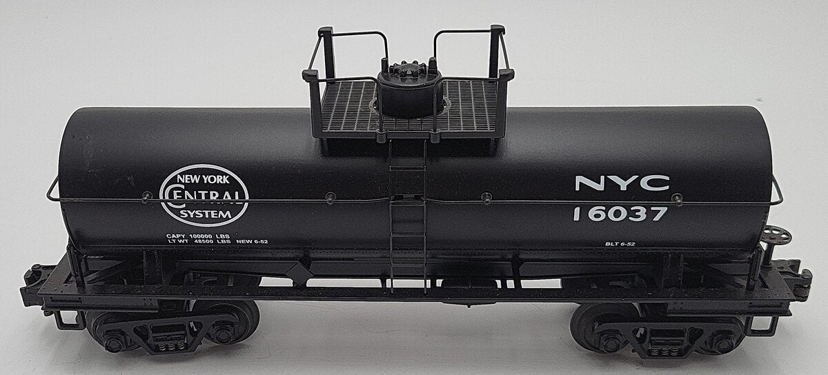 MTH 30-8104 O Gauge New York Central Die-cast Tank Car #16037 EX