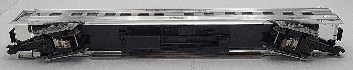 K-Line K4630-42921 Santa Fe 21" Aluminum Coach Car #2921 EX