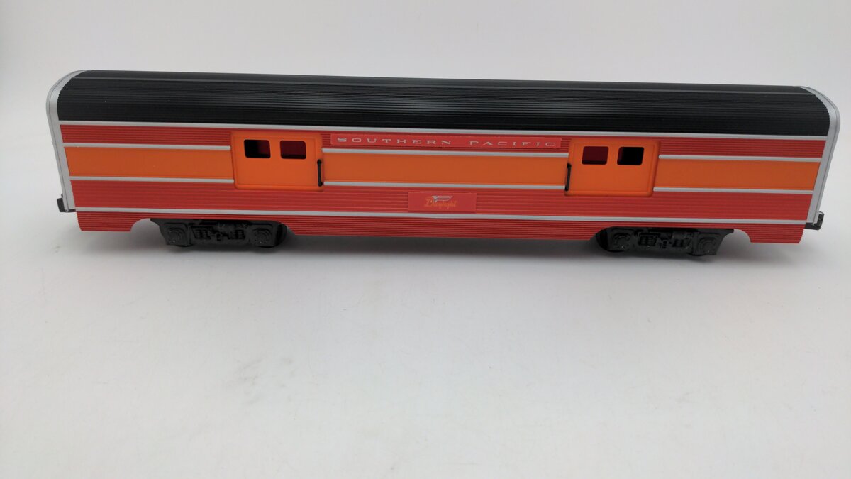 Lionel 6-9589 O Gauge Southern Pacific Daylight Aluminum Baggage Car LN/Box
