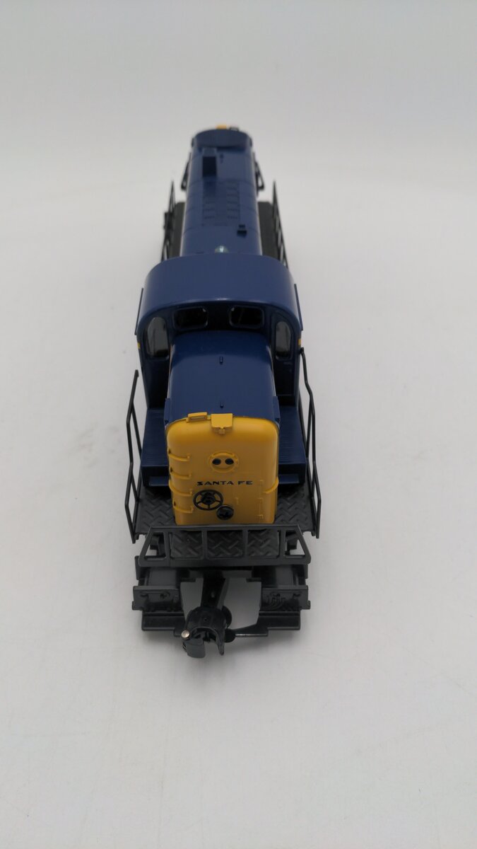 Lionel 6-18803 O Gauge Santa Fe RS-3 Diesel Locomotive LN/Box