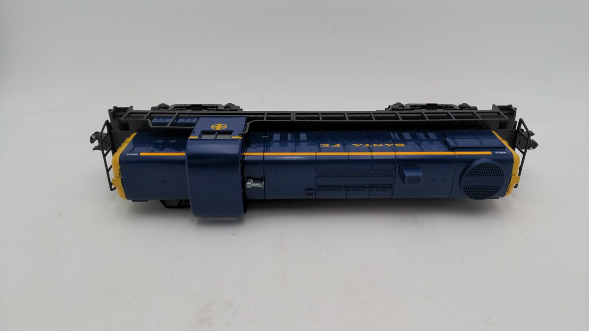 Lionel 6-18803 O Gauge Santa Fe RS-3 Diesel Locomotive LN/Box