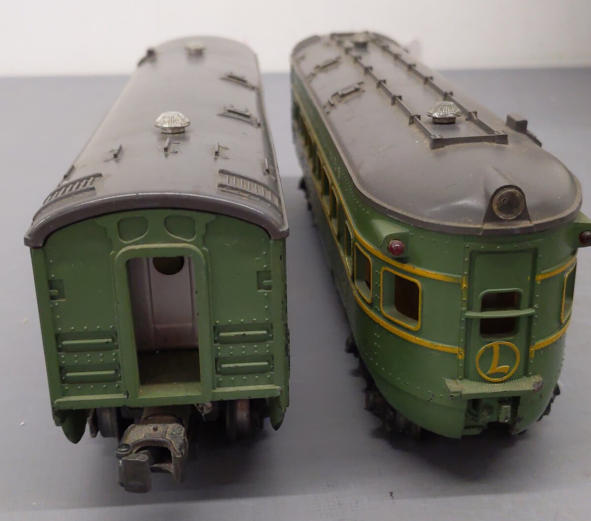 Lionel Vintage O Lionel Lines Green/Gray Passenger Cars #2401 #2402 [2] EX/Box