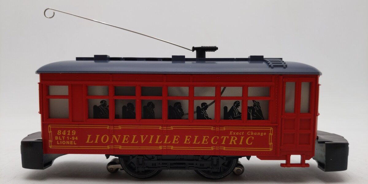Lionel 6-18419 O Gauge Lionelville Red Operating Trolley #8419 LN