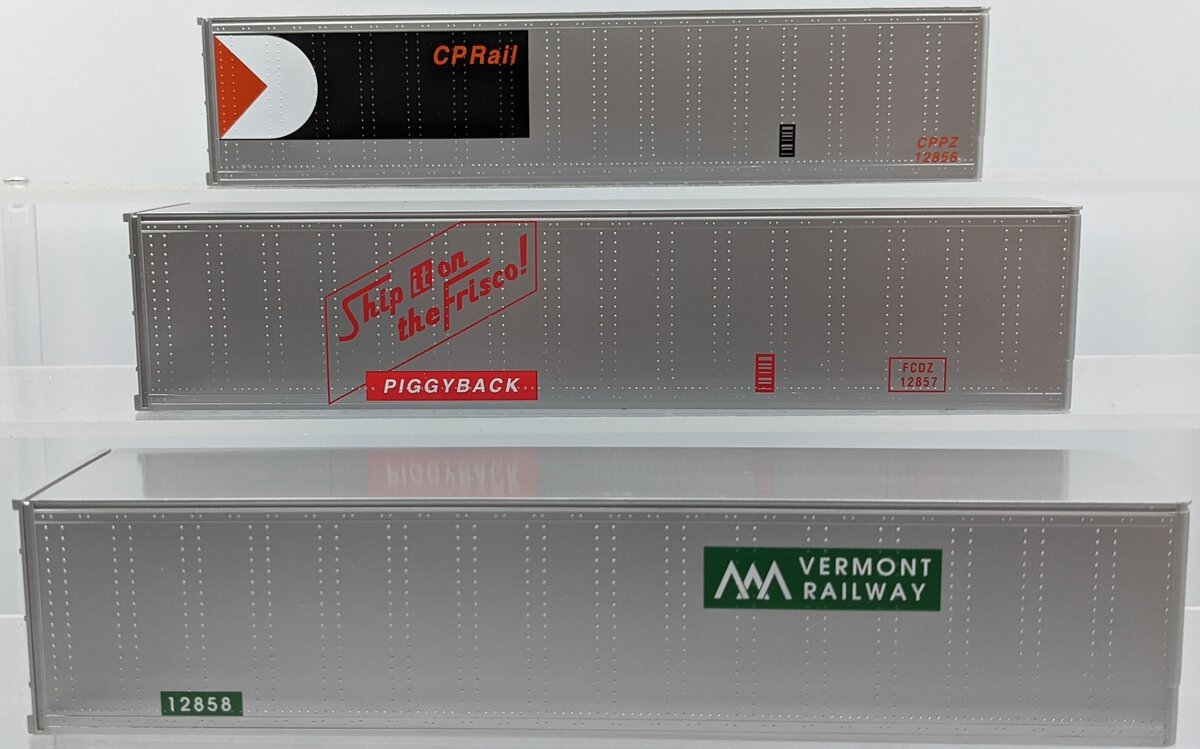 Lionel 6-12855 O / O27 Gauge Intermodal Containers (Set of 3) NIB