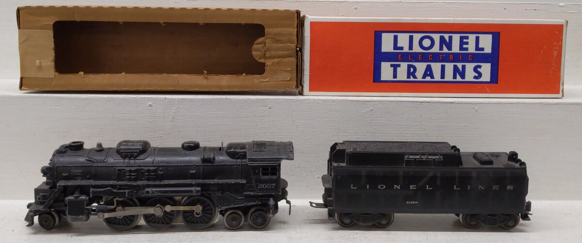 Lionel 2037 Vintage O 2-6-4 Diecast Steam Locomotive and 6026W Tender VG