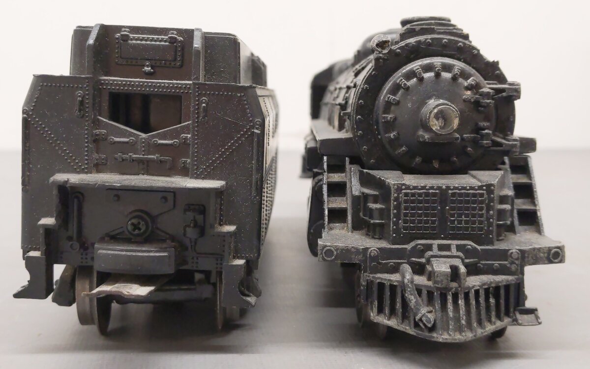 Lionel 2037 Vintage O 2-6-4 Diecast Steam Locomotive and 6026W Tender VG