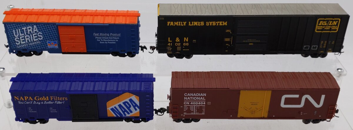 HO Scale Assorted Boxcars [4] VG
