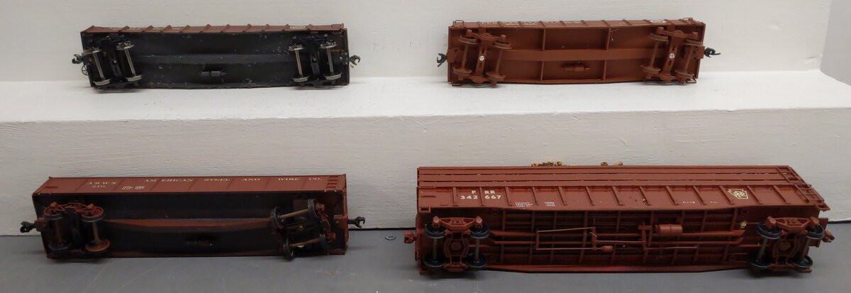 Assorted O Scale Hopper Cars 2-Rail [4] #270 #84250 #283412 #342667 VG