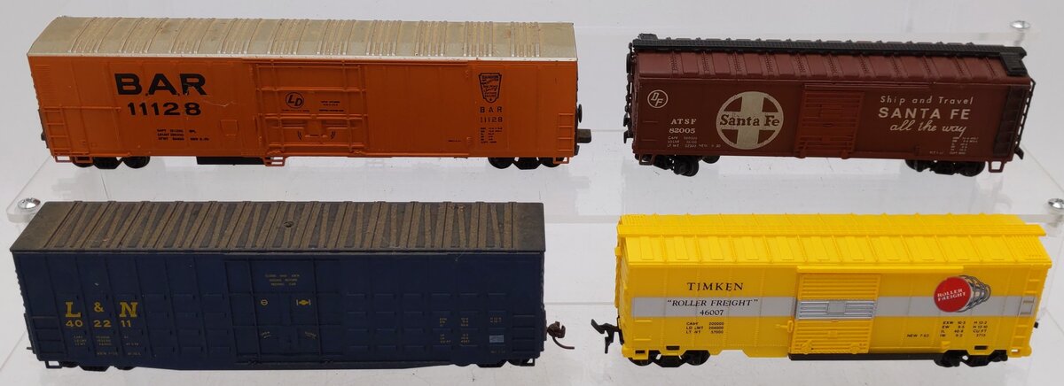 HO Scale Assorted Boxcars [4] VG