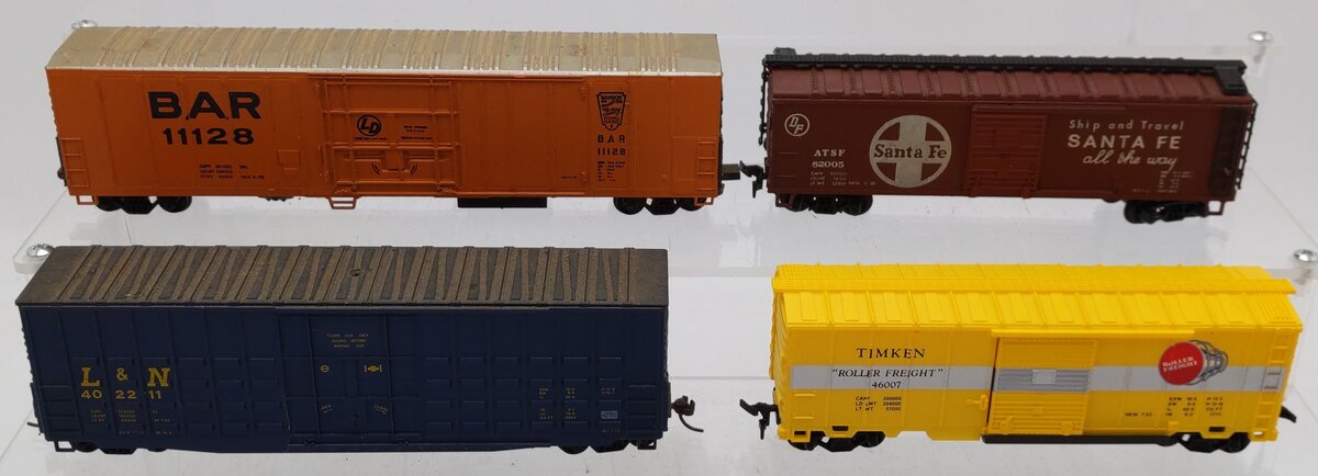 HO Scale Assorted Boxcars [4] VG