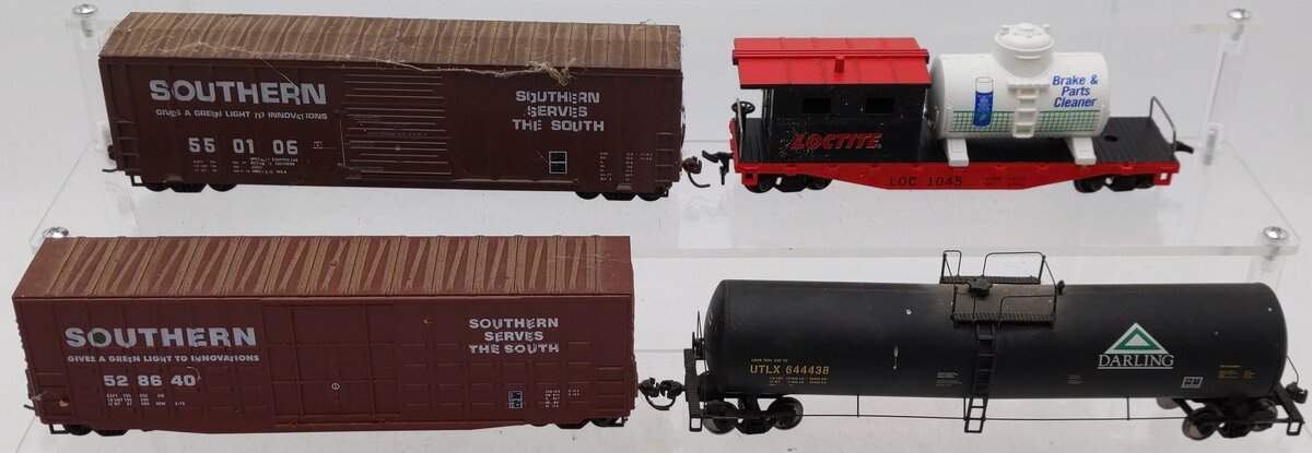 HO Scale Assorted Boxcars [4] VG