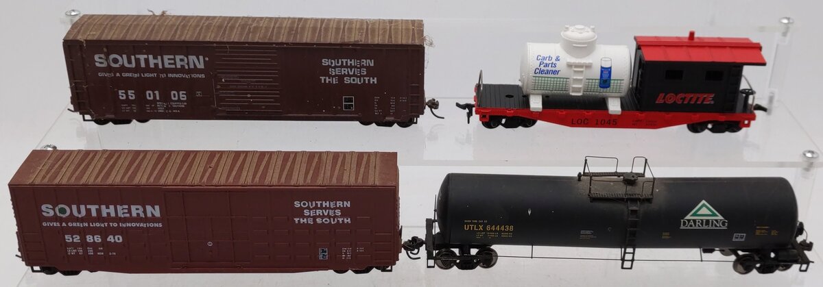 HO Scale Assorted Boxcars [4] VG